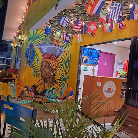 Hostel Shalom Adonai Cartagena Ngoại thất bức ảnh