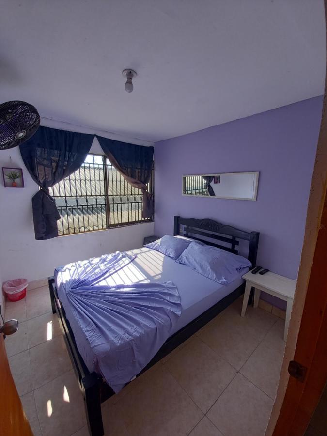 Hostel Shalom Adonai Cartagena Ngoại thất bức ảnh