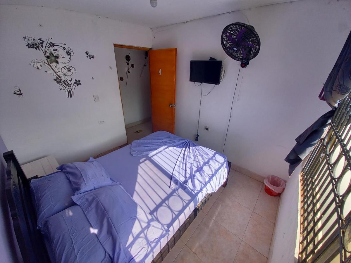 Hostel Shalom Adonai Cartagena Ngoại thất bức ảnh