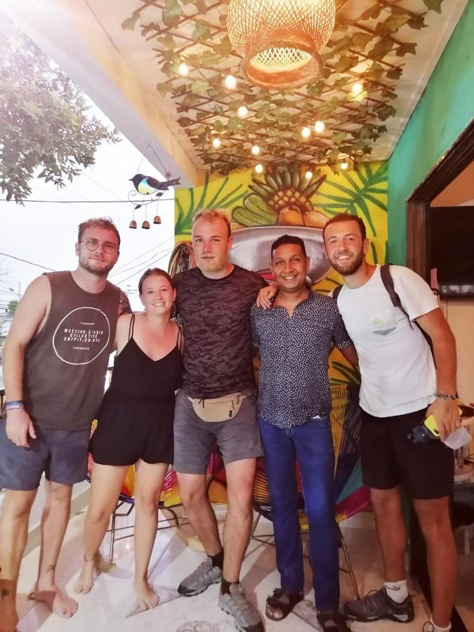 Hostel Shalom Adonai Cartagena Ngoại thất bức ảnh
