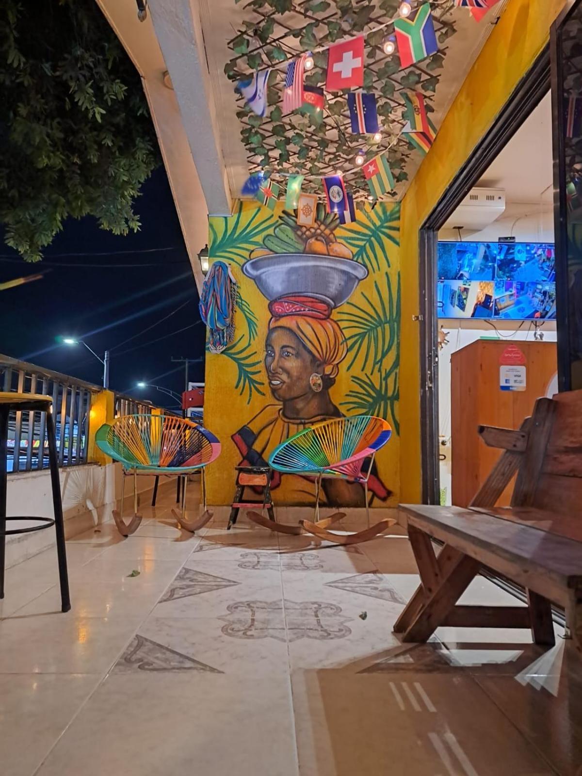Hostel Shalom Adonai Cartagena Ngoại thất bức ảnh