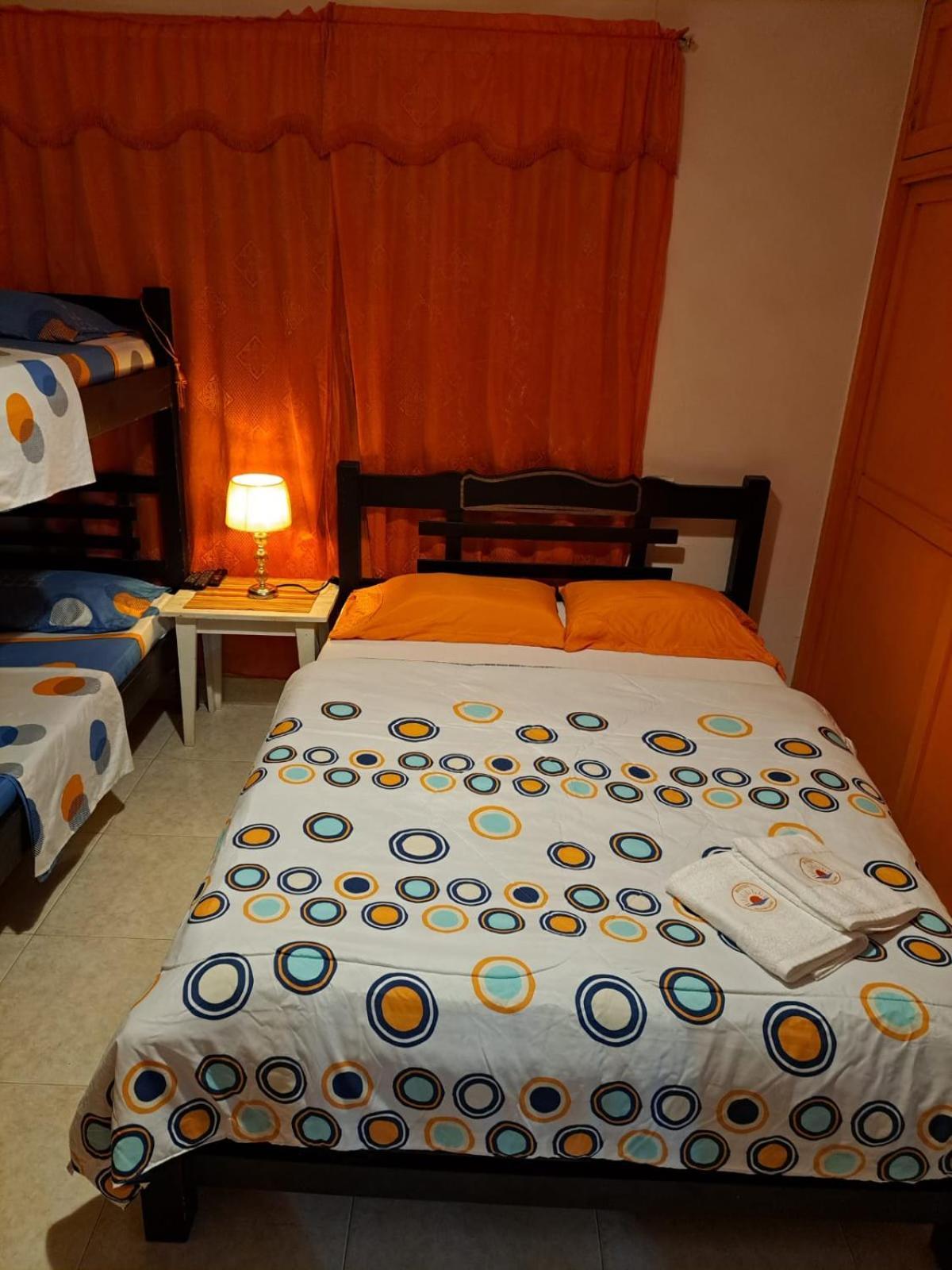 Hostel Shalom Adonai Cartagena Ngoại thất bức ảnh