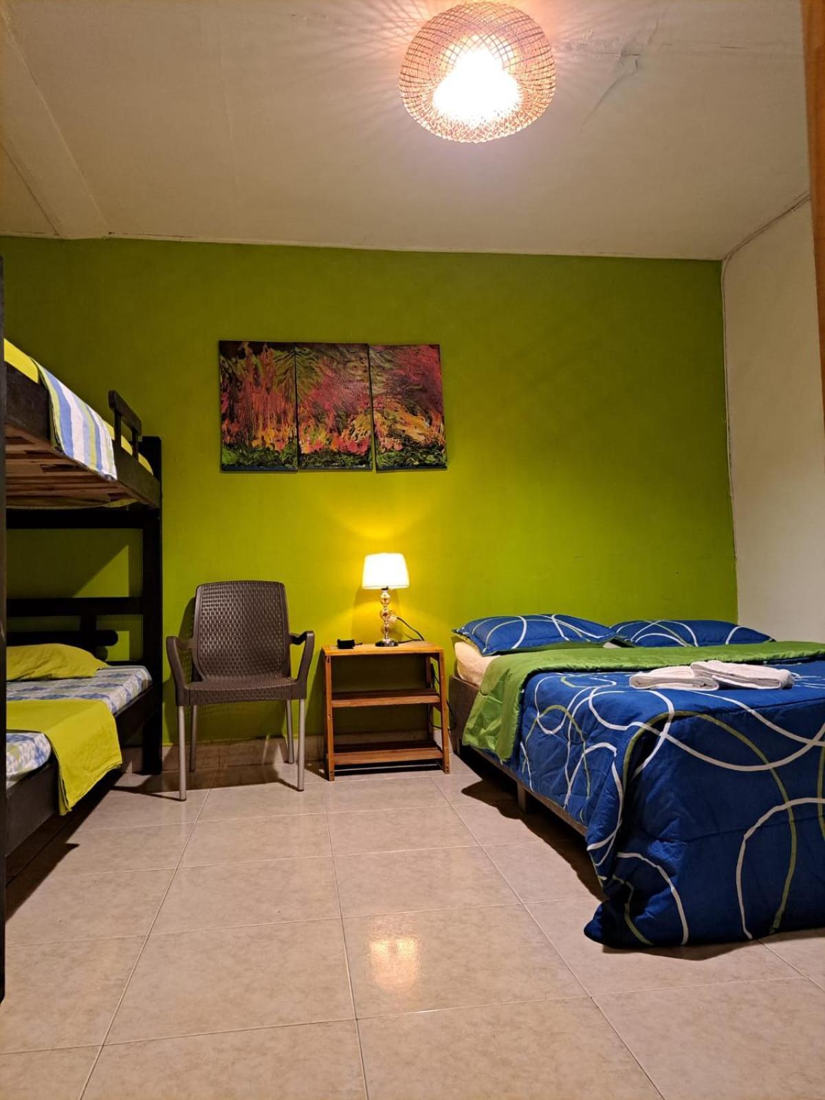 Hostel Shalom Adonai Cartagena Ngoại thất bức ảnh